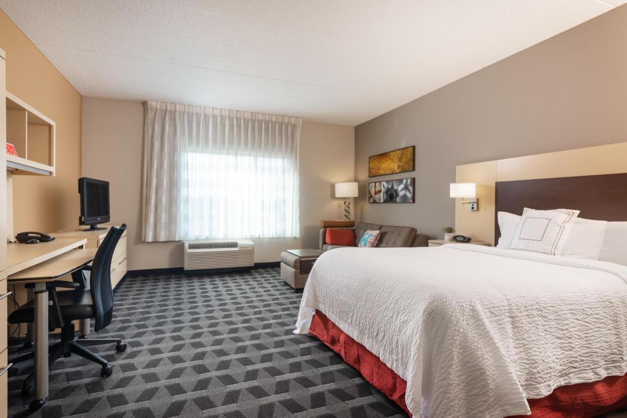 Towneplace Suites By Marriott Charlotte Мурсвілл Екстер'єр фото