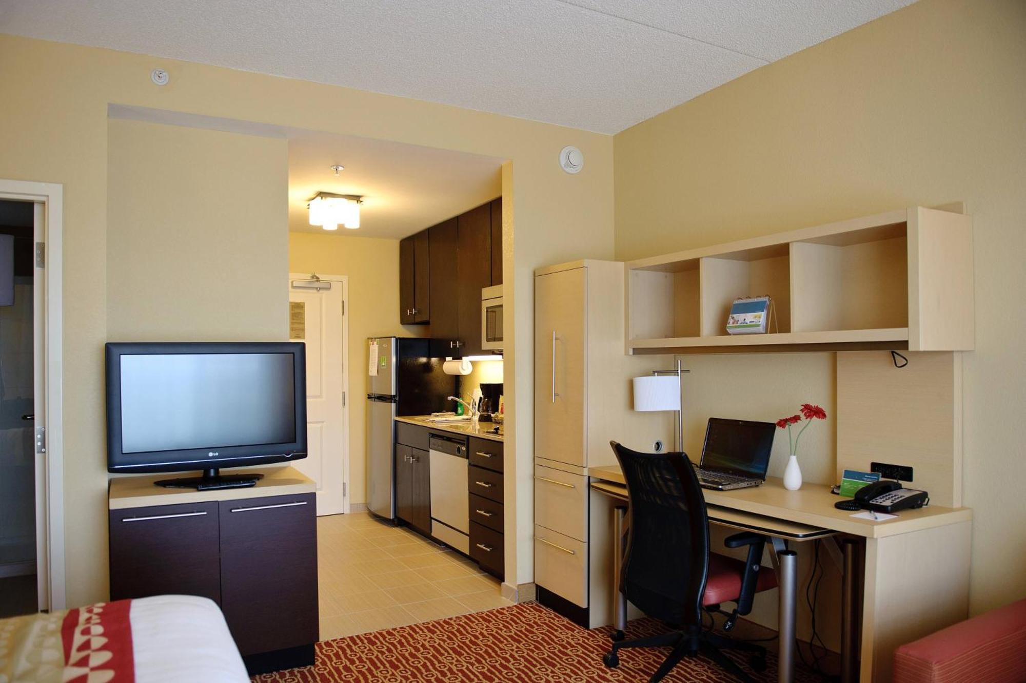 Towneplace Suites By Marriott Charlotte Мурсвілл Номер фото