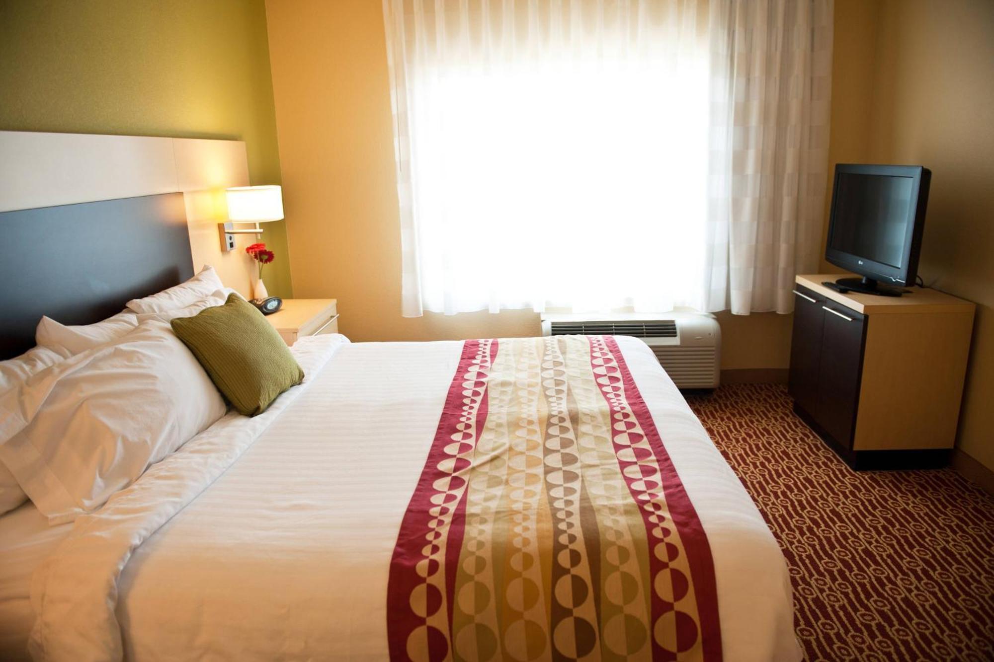 Towneplace Suites By Marriott Charlotte Мурсвілл Екстер'єр фото
